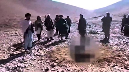 EKZEKUTOHET ME GURE NJE VAJZE QE KREU MARREDHENIE SEKSUALE JASHTE MARTESE LAJM