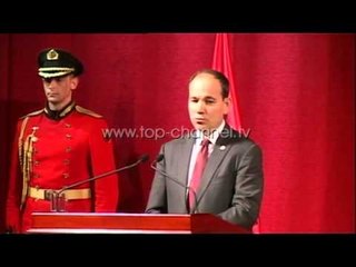 Titulli “Mjeshtër i Madh” për aktorin e humorit Muharrem Hoxha - Top Channel Albania - News - Lajme