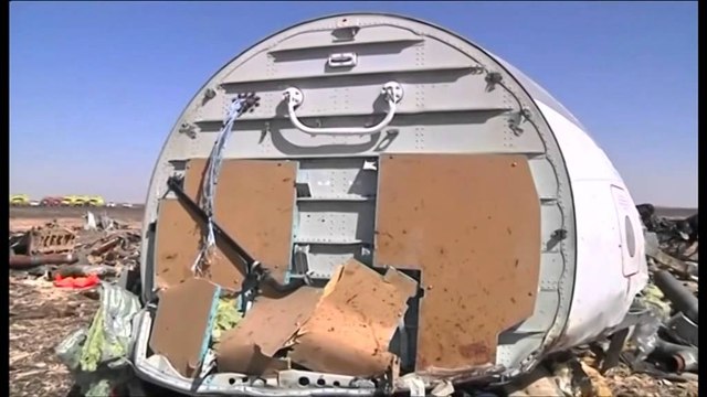 EGJIPTIANET PRANOJNE SE AVIONI RUS ESHTE RREZUAR PER SHKAK TE NJE BOMBE LAJM