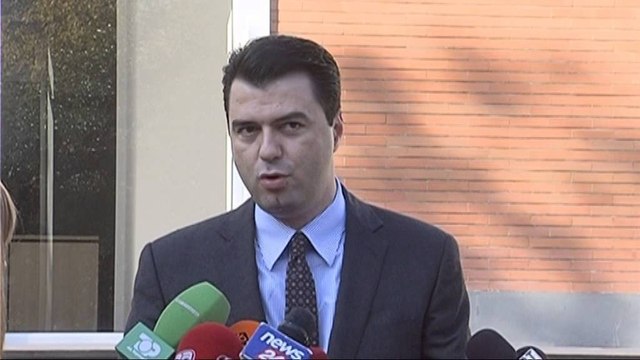 BASHA THIRRJE QYTETAREVE TE RREZOJNE QEVERINE, “RAMA META KOALICION KUSARESH” LAJM