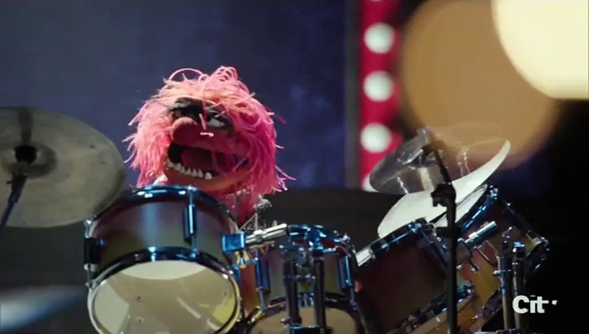 Battle de batterie entre Dave Grohl et Animal (Muppet Show) - Vidéo  Dailymotion
