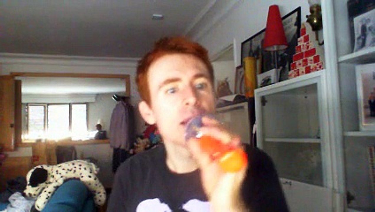 Wiwi égratigne "cliché" de The Shoes & Cocknbullkid