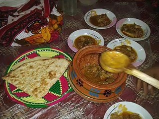 beautiful but sad poetry khas tor py pardesio k lye