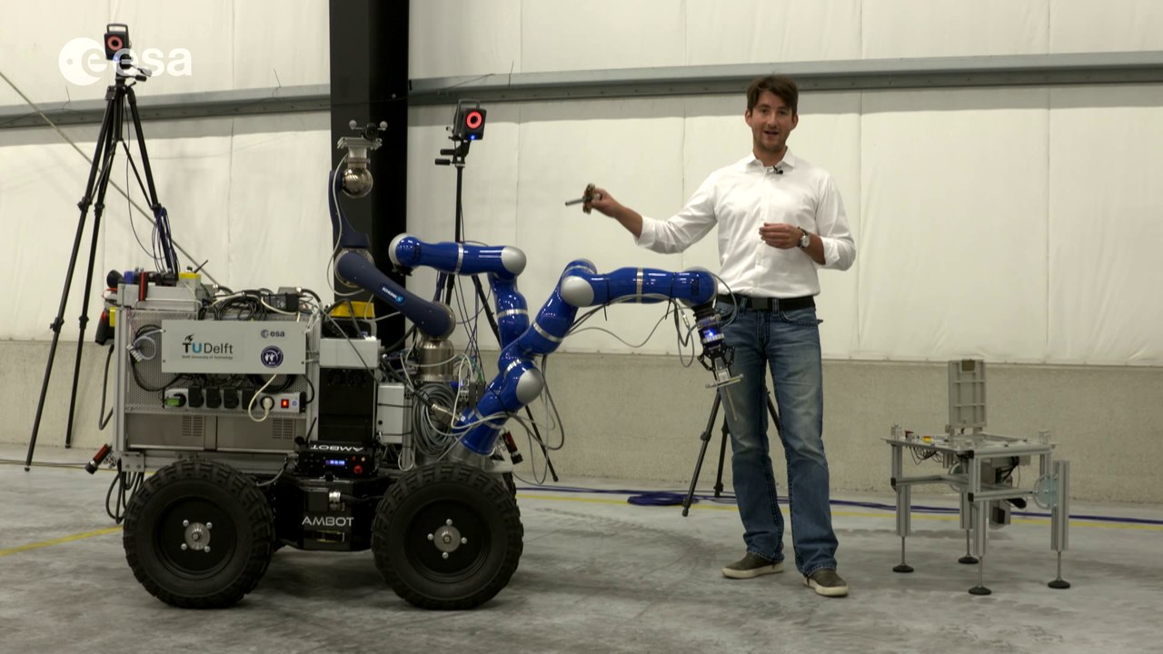 Telerobotics head introduces Interact rover