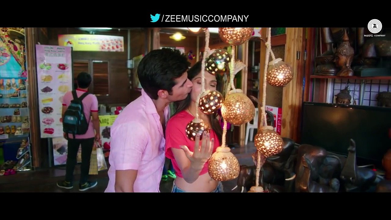 Heeriye---Official-Video--Pyaar-Ka-Punchnama-2--Mohit-Chauhan--Hitesh-Sonik
