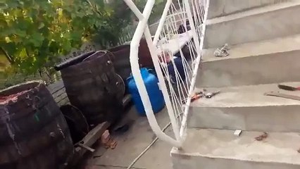 Маленький дегустатор - Сережка сидит один и пьет вино !