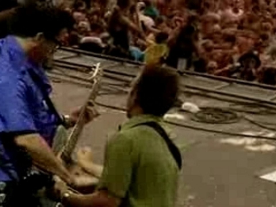 Offspring The Kids Aren't Alright Live