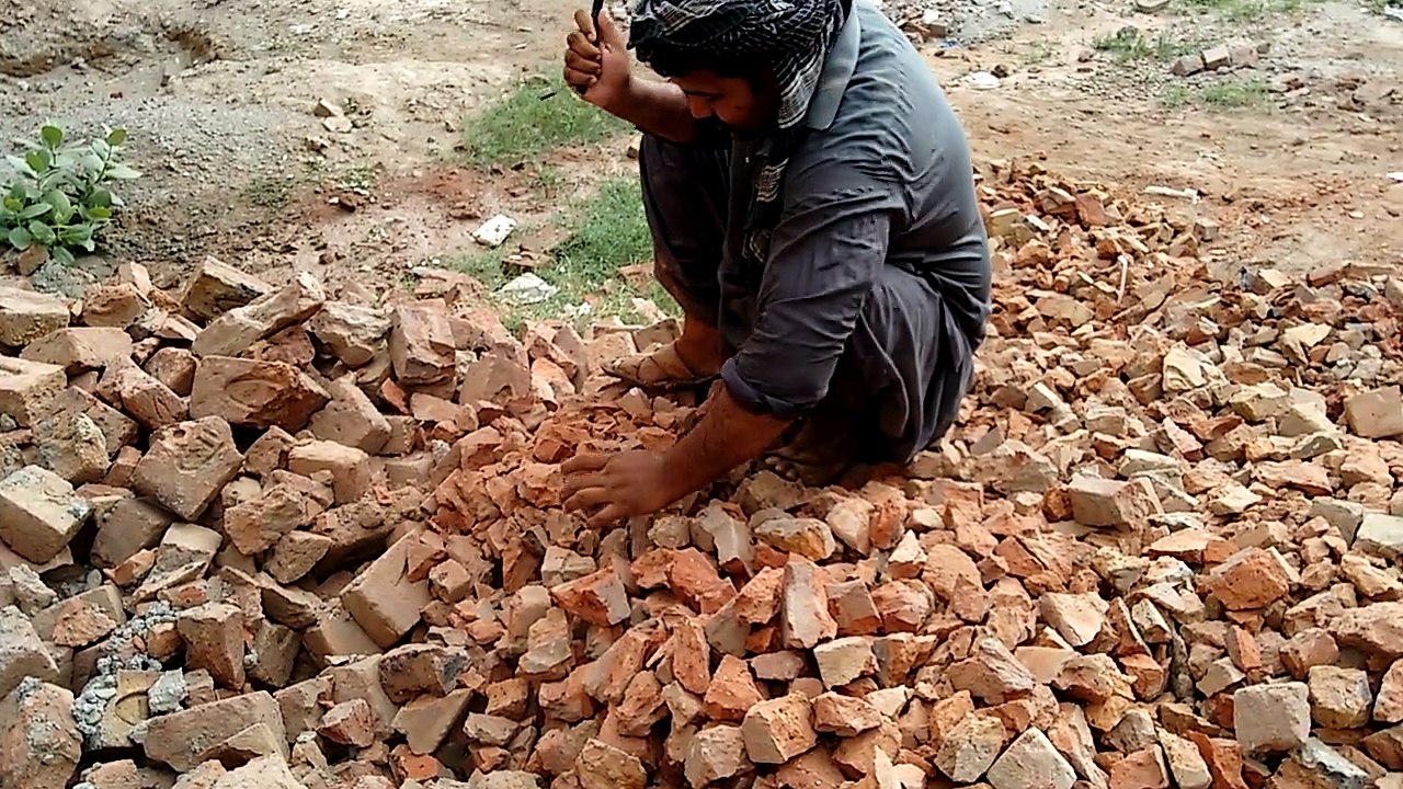 Labour workers in Pakistan
