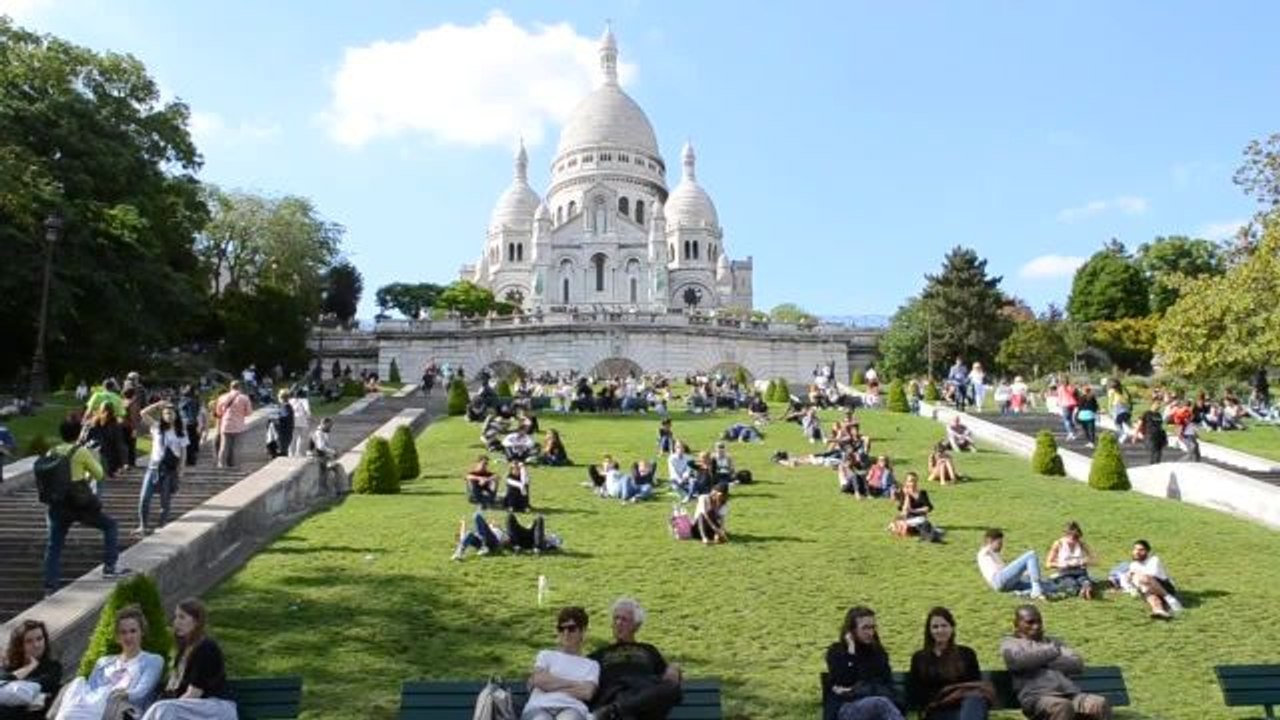 City Guides  - Another Day in Paris