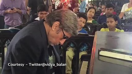 Watch_ Amitabh Bachchan Plays Piano