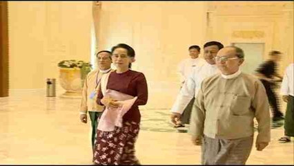 Suu Kyi y las autoridades birmanas avanzan en la transición en Birmania