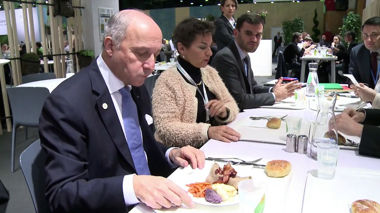 COP21: Gastronomie et diplomatie, un "ensemble" pour Fabius
