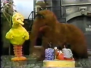 Classic Sesame Street Snuffy Tries Something Original