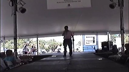 Open mic 'I Want You I Need You I Love You' at Elvis Week (v