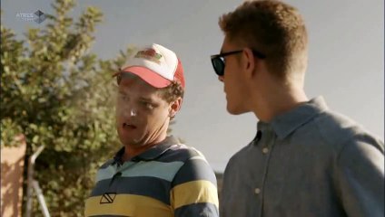 Federico Aguado en Mar de Plastico (Capi 1x11)