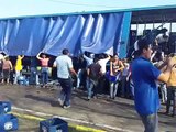 Así fue como un camión de cerveza fue saqueado en Maracaibo