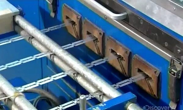How It's Made Traditional Razor Blades