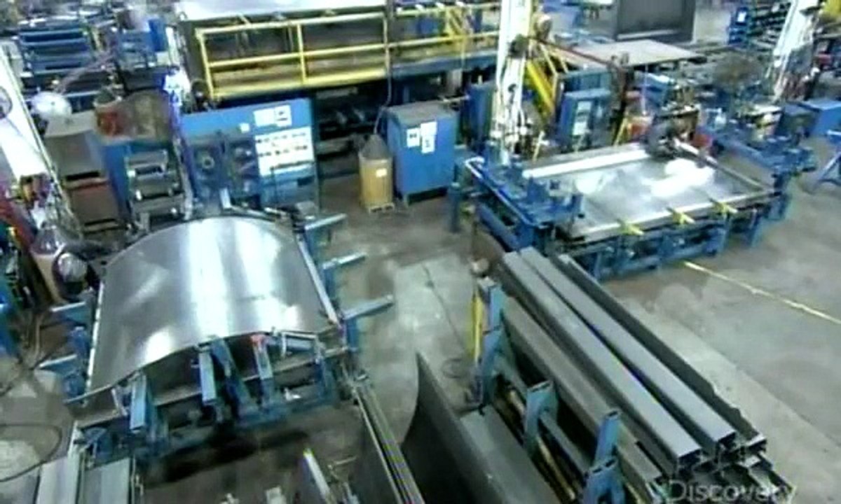 How It's Made Garbage Trucks