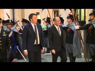 Скачать видео: Roma - Renzi riceve il presidente della Repubblica delle Filippine Benigno Aquino III (02.12.15)