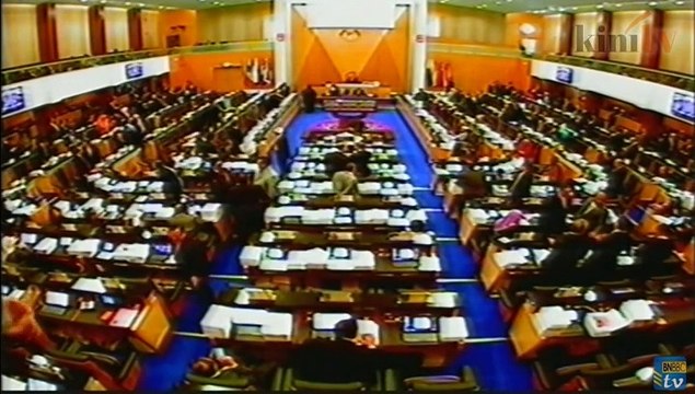 Nurul Izzah referred to parliamentary rights committee