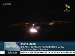 Reino Unido: bombardeos alcanzaron campo petrolífero del EI en Siria