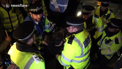 Die-in protest over Syria bombing