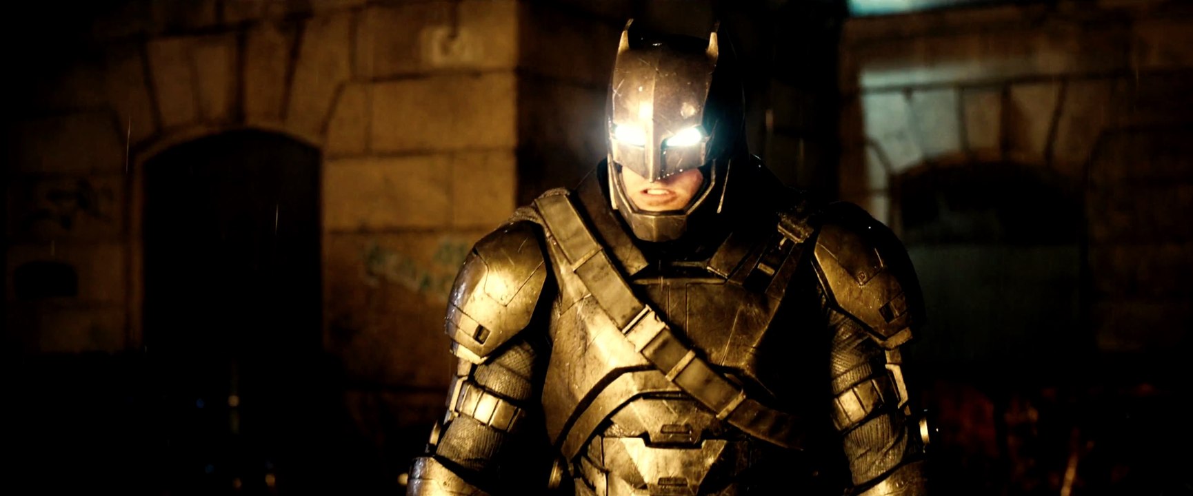 Batman v Superman: Dawn of Justice Official Trailer