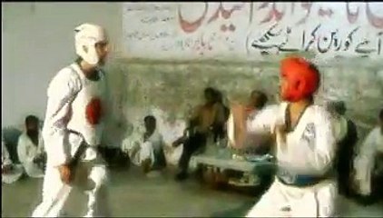 adilin talat pakistan taekwondo champion vs zeeshan butt police 2004