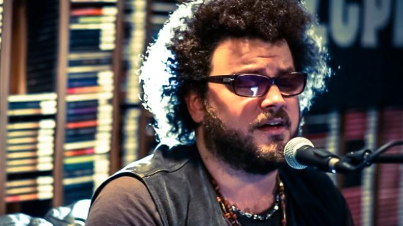 Can Gox - Neredesin Sen ( Neşet Ertaş Cover ) 2013