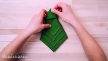 DIY : elle vous montre comment faire de vos serviettes de superbes sapins de Noël