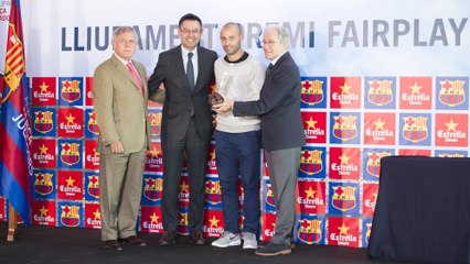 Mascherano recibe el VI Premi Barça Jugadors