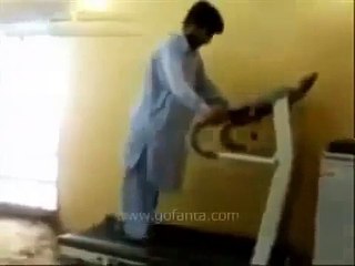 Pakistani Funny Comedy Clips Pathan Treadmill 2013