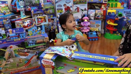 Thomas & Friends Wooden Railway: Musical Melody Tracks Set Unboxing + Edward and Gordon