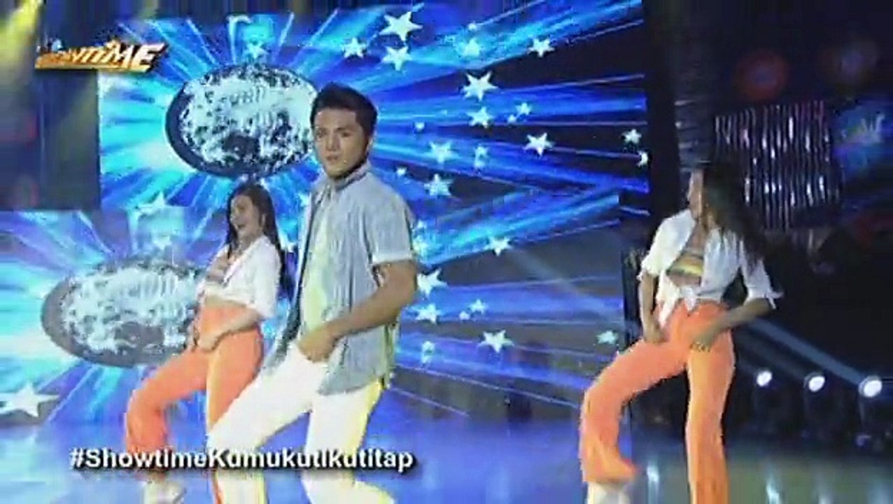 It's Showtime: Dawn joins Hashtags on their 80s inspired dance number