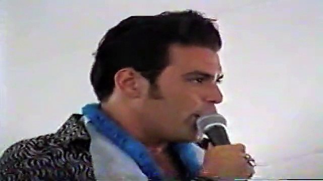 Franz Goovaerts sings 'Help Me Make It Through The Night' Elvis Week 2005 Tammy