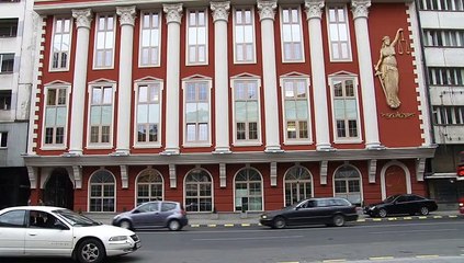 DUSICA VLADATA GO IGNORIRA ZAKONOT NA KATICA 03 12