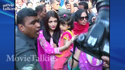 Aishwarya Rai Bachchan With Aaradhya And Parents At Siddhivinayak Temple