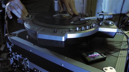 Poco® supercomputer - size of a credit card (music video cut)