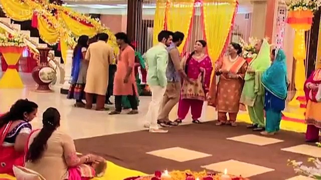 Kumkum Bhagya' Actress Leena Jumani Aka Tanu Gets Engaged!