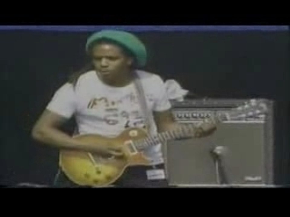 ASWAD  'LIVE '