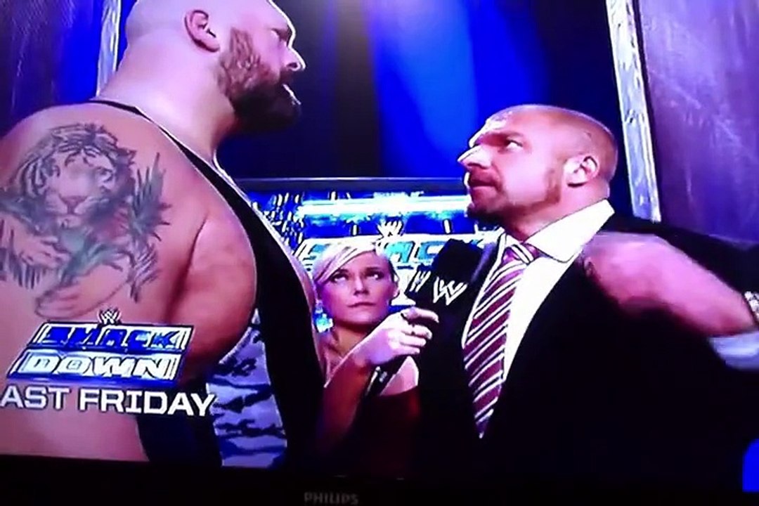 WWE Triple H Consoles Young Crying Fan During John Cena vs Seth Rollins, Big Show & Kane!!