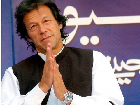جب بھی دیکھا عمران خان کو مانگتے ہوۓ دیکھا ویڈیو دیکھیں