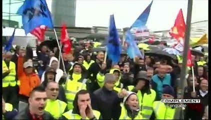 Complément d'enquête. Des images inédites des deux cadres d'Air France qui se font arracher leur chemise