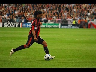 Oscar Top 10 Goals -  Skills,Passes and Goals  SkillTwins CRAZY Nutmeg⁄Panna Skill vs. Football Professional Player! ★Cristiano Ronaldo - The Gold Man - Skills,Passes and Goals -HD