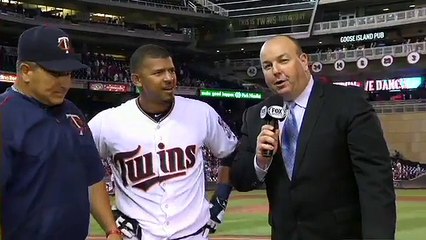 Eduardo Escobar describes his walkoff hit   c mon, c mon, c mon!!!  and gets a gatorade shower
