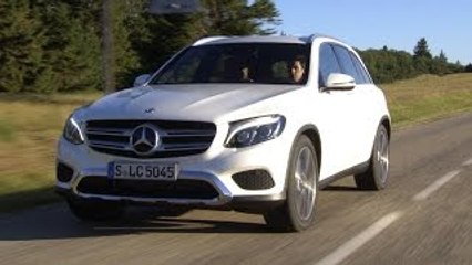 Mercedes-Benz GLC 350e 4Matic - Driving