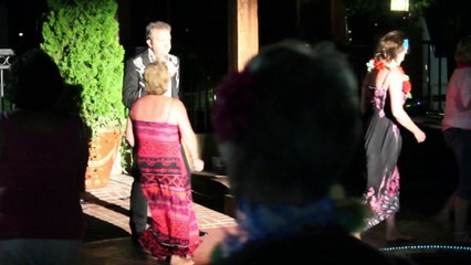 Colin Paul sings 'Girl Happy' Elvis Week 2013