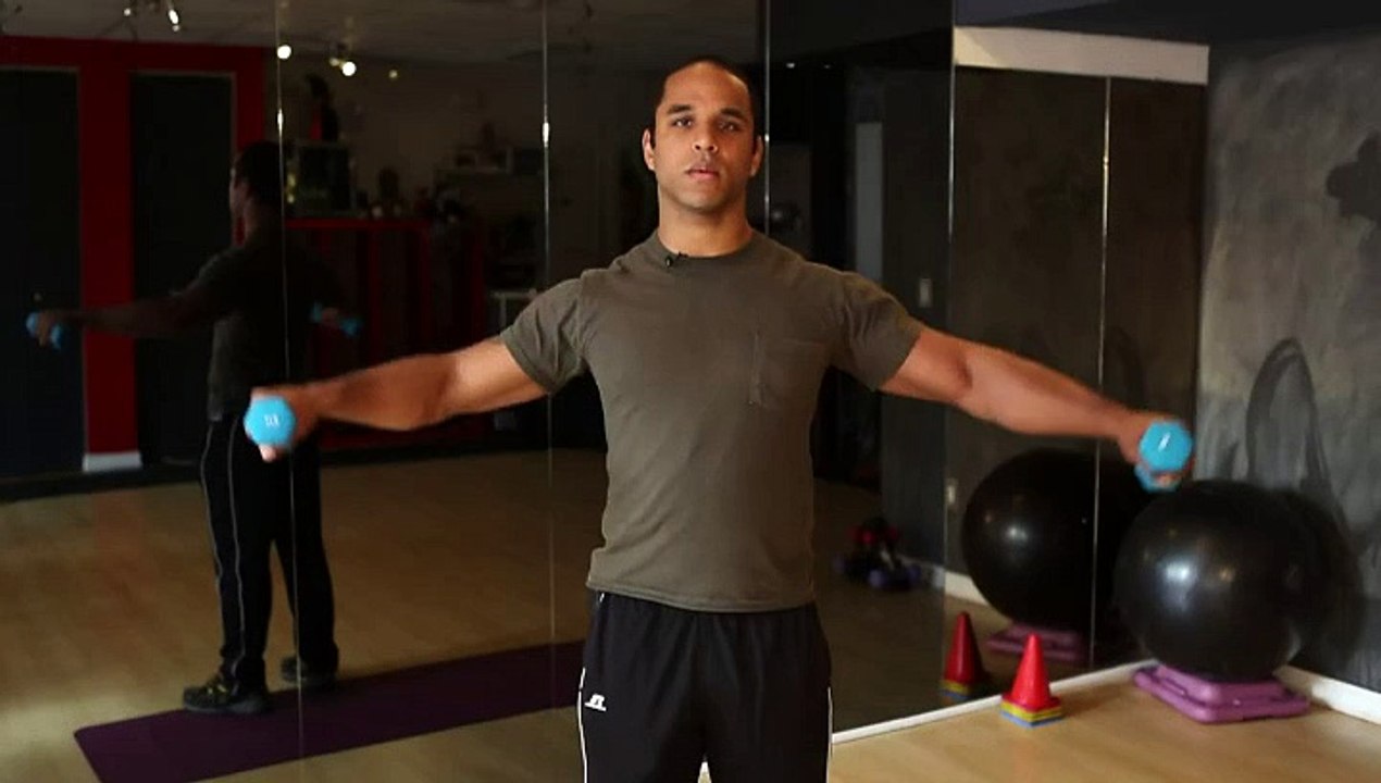 How to Do a Lateral Shoulder Press