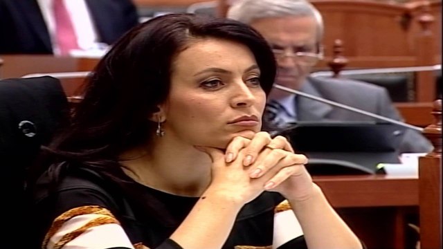 Report TV - Nëse Kurti do të bëj guerrilasin le të shkojë në mal, jo në Kuvend