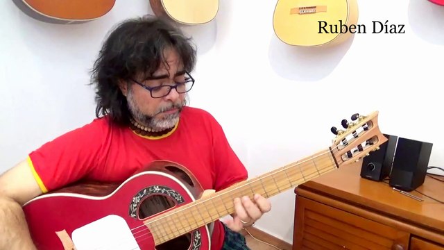 The bridge is the most important part of the guitar / Andalusian Francisco Simplicio modern flamenco guitars / best of Spain